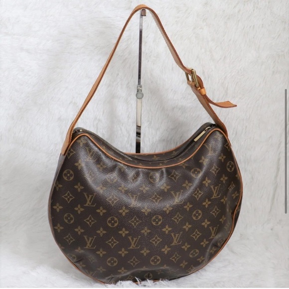 SOLD Louis Vuitton Croissant GM - Picture 10 of 17